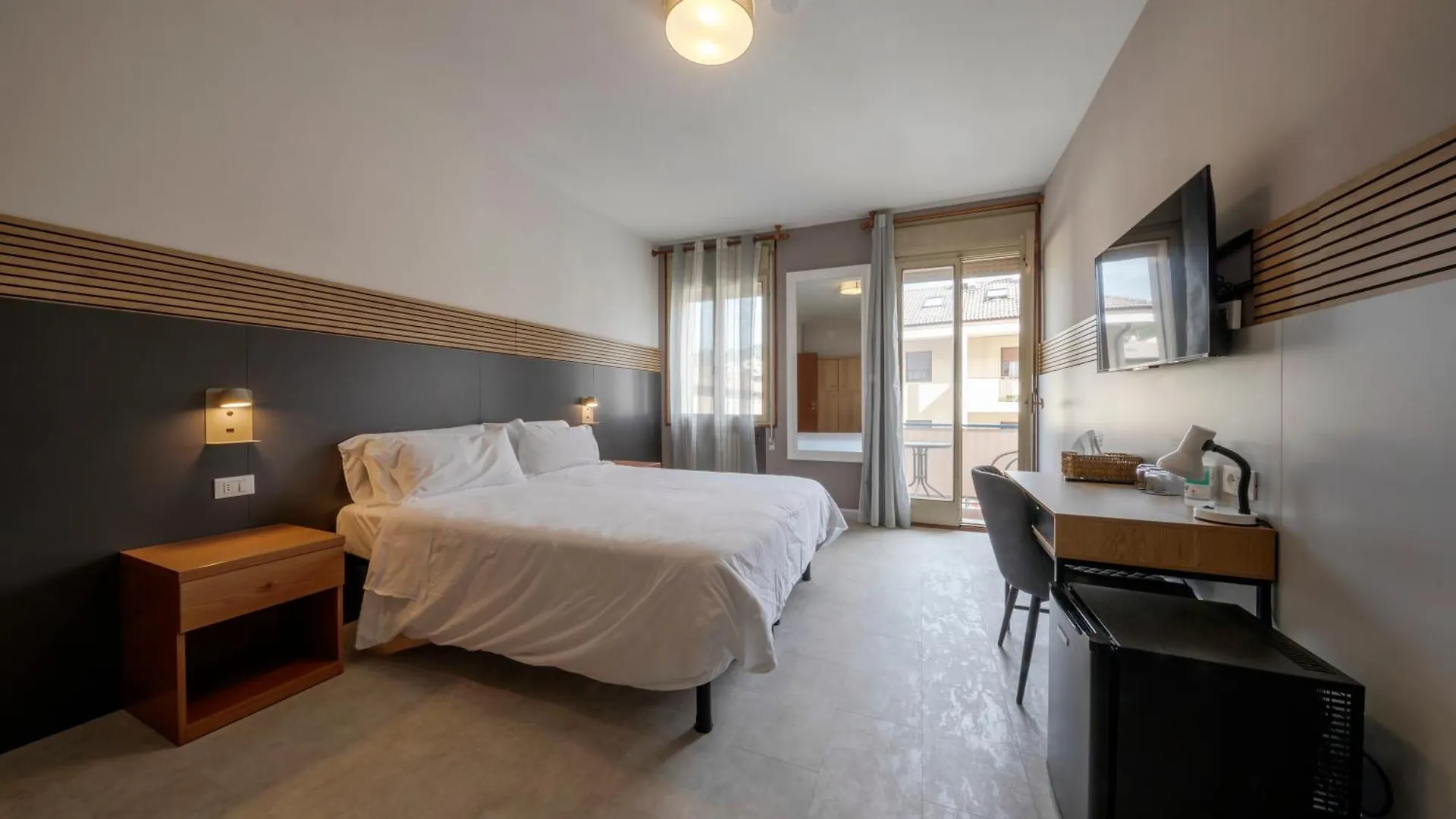 Gasthuis Bed & Bike Feltre Hotel