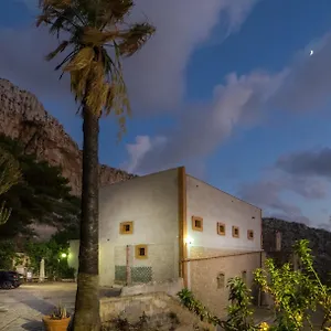  Gasthof Abbazia Ericina Affittacamere Italien